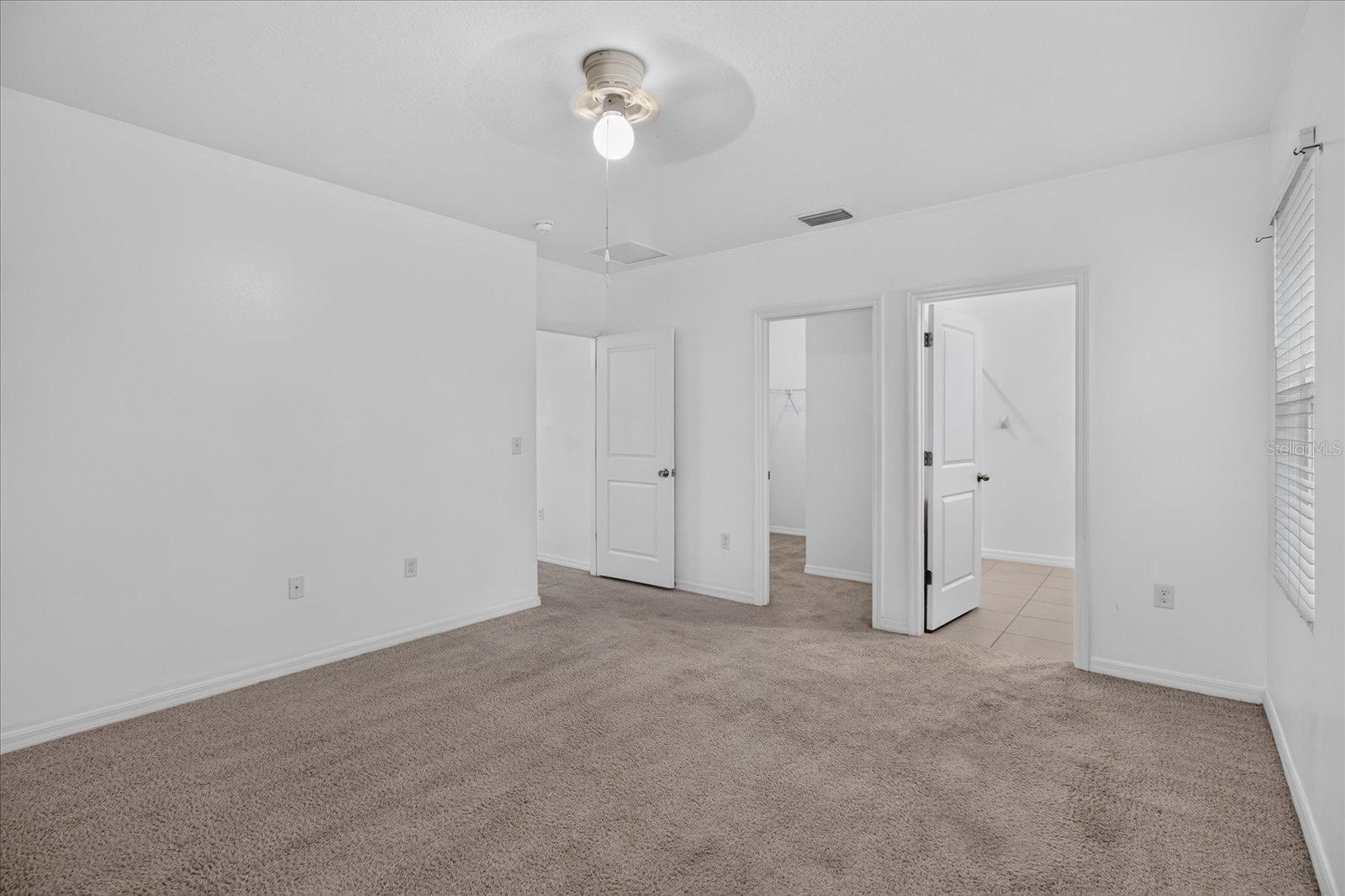 10206 GOLDEN LIGHT CT — photo 38