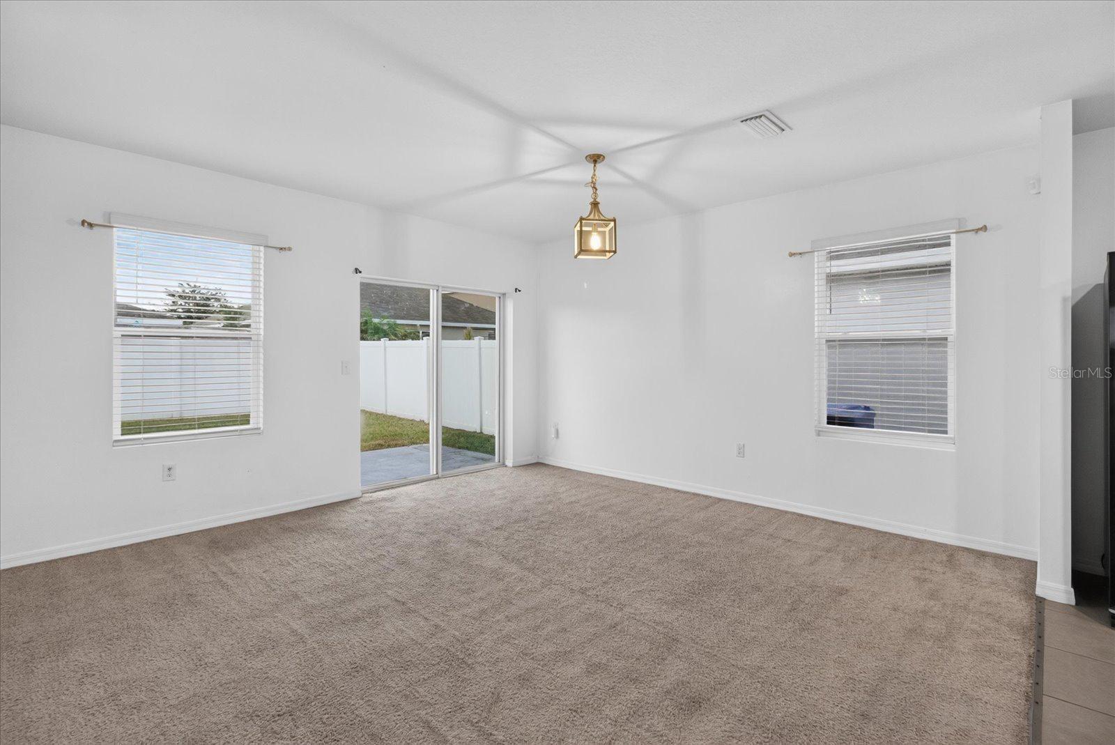 10206 GOLDEN LIGHT CT — photo 34