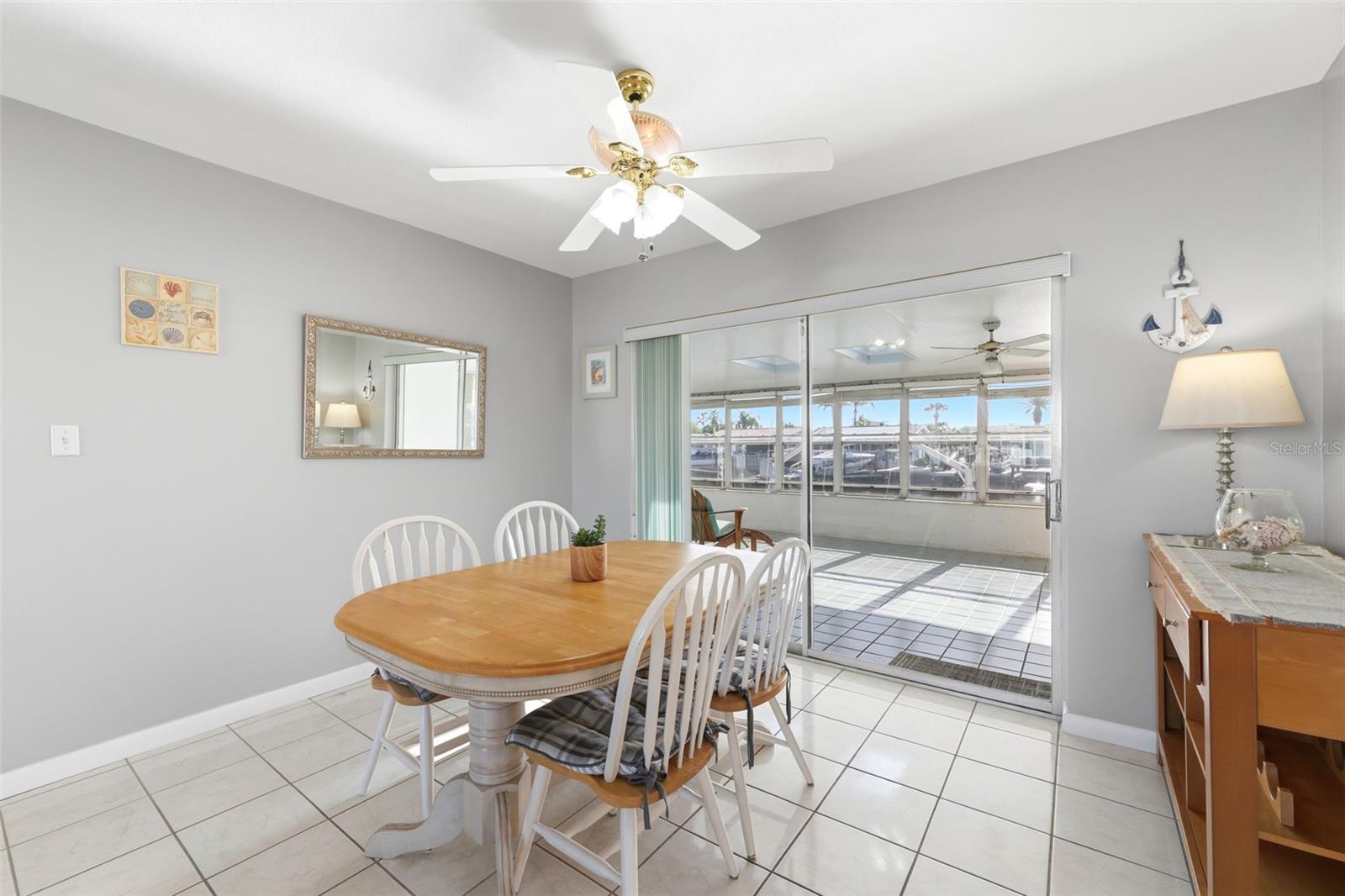 4926 FORECASTLE DR — photo 9