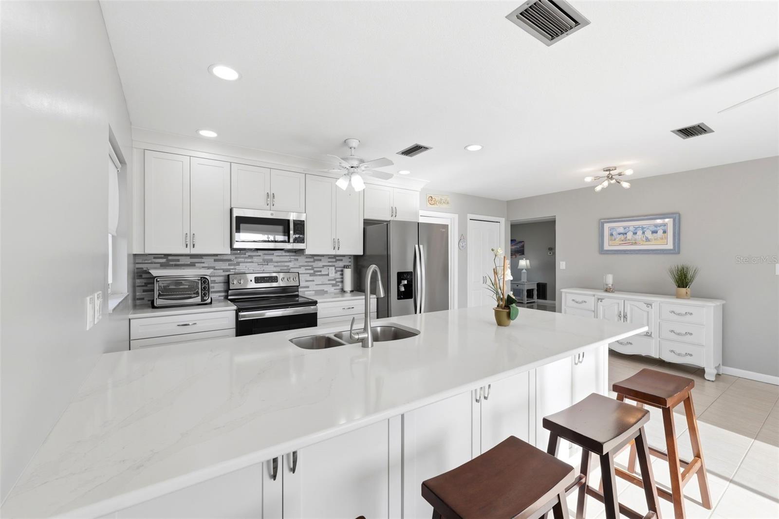 4926 FORECASTLE DR — photo 14