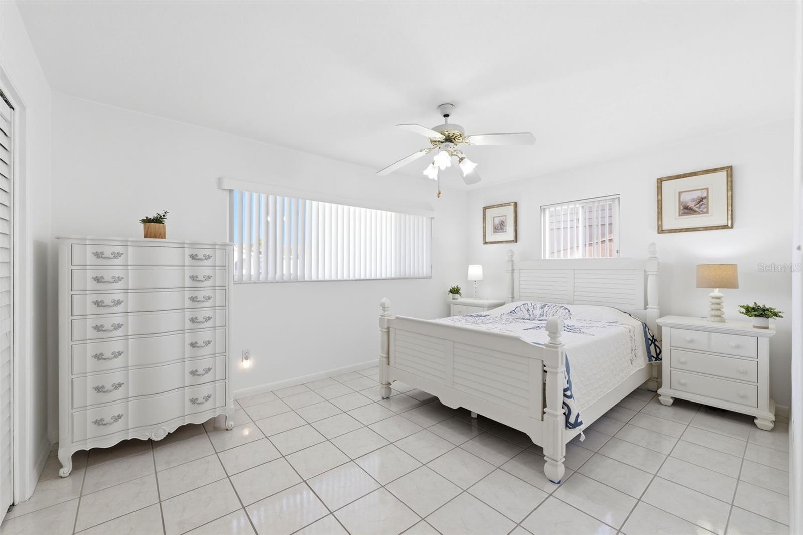 4926 FORECASTLE DR — photo 18