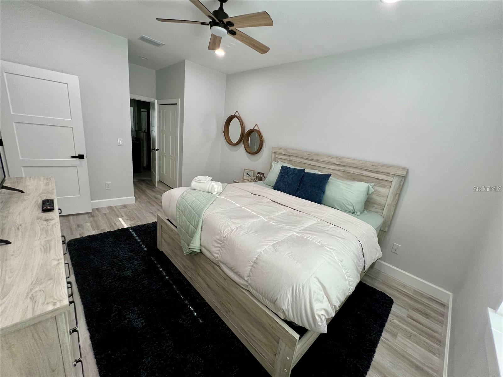 5630 QUEENER AVE — photo 29