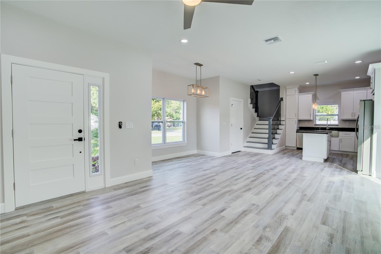 5630 QUEENER AVE — photo 19