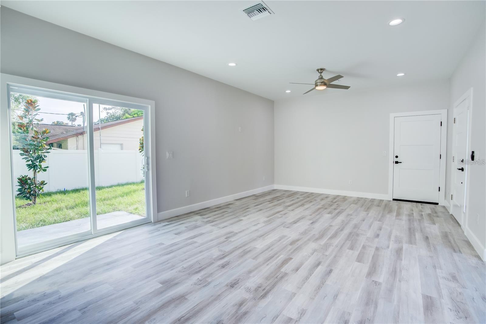 5630 QUEENER AVE — photo 20