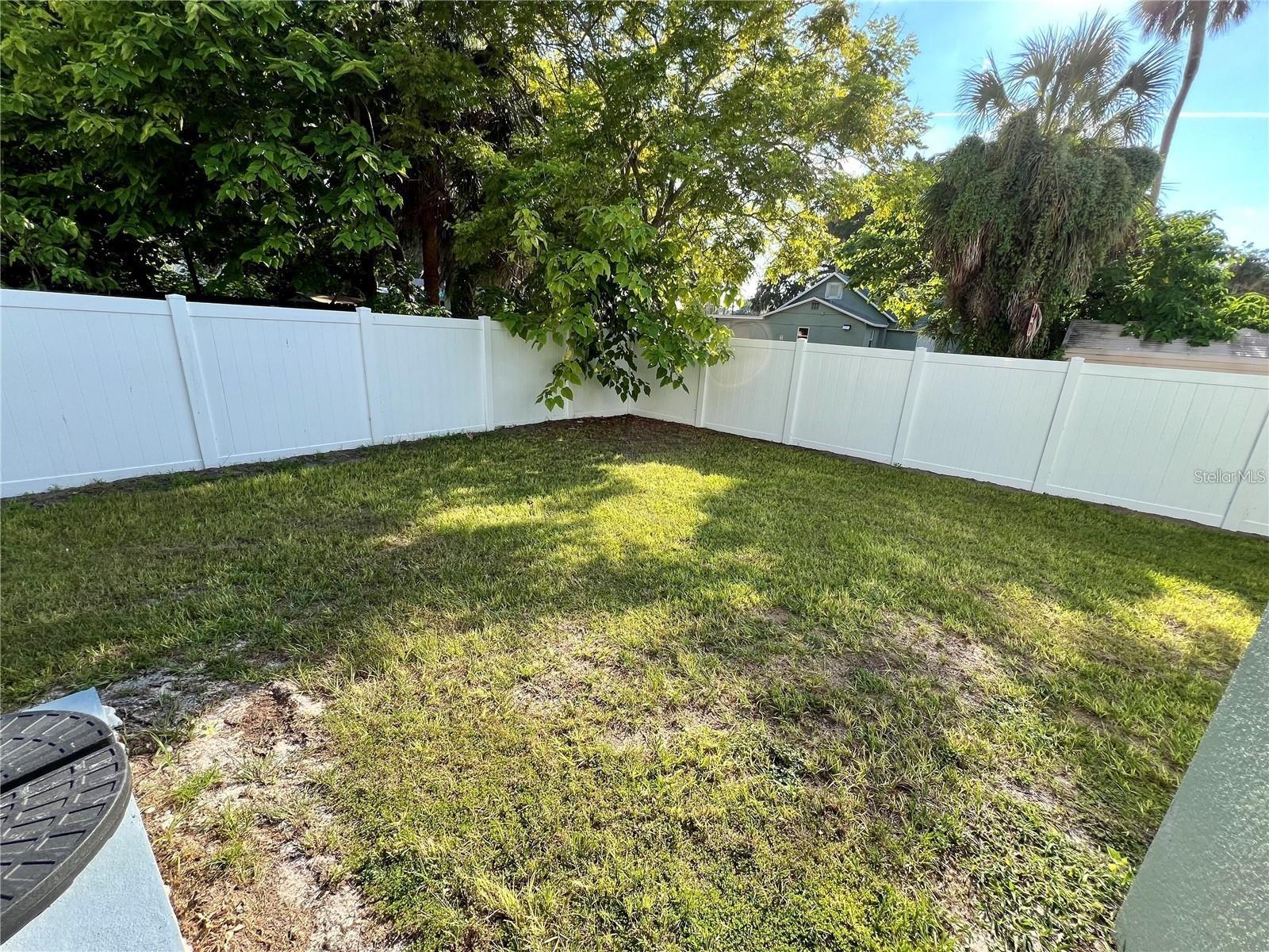5630 QUEENER AVE — photo 22