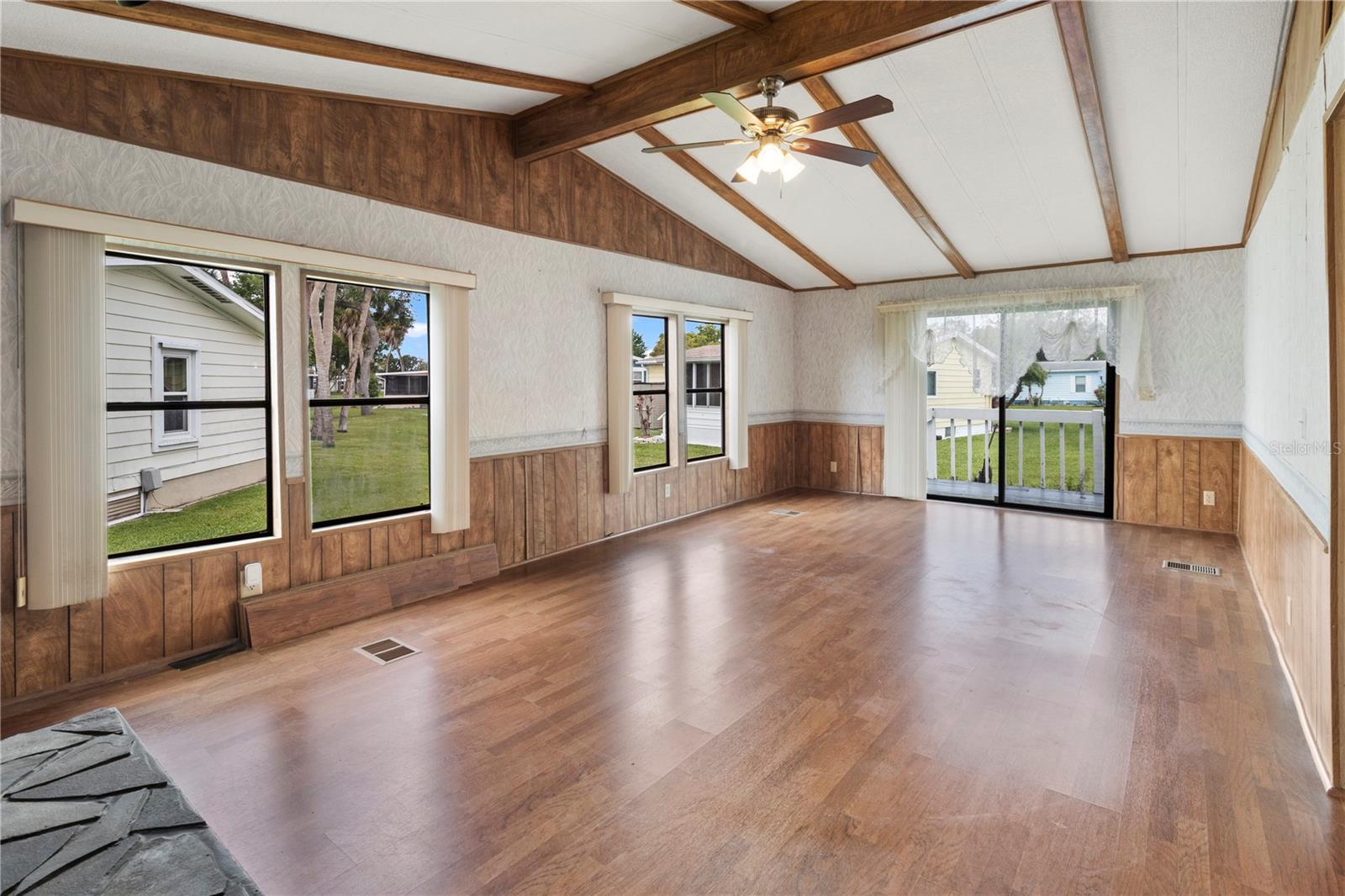 48 QUAIL CT — photo 9