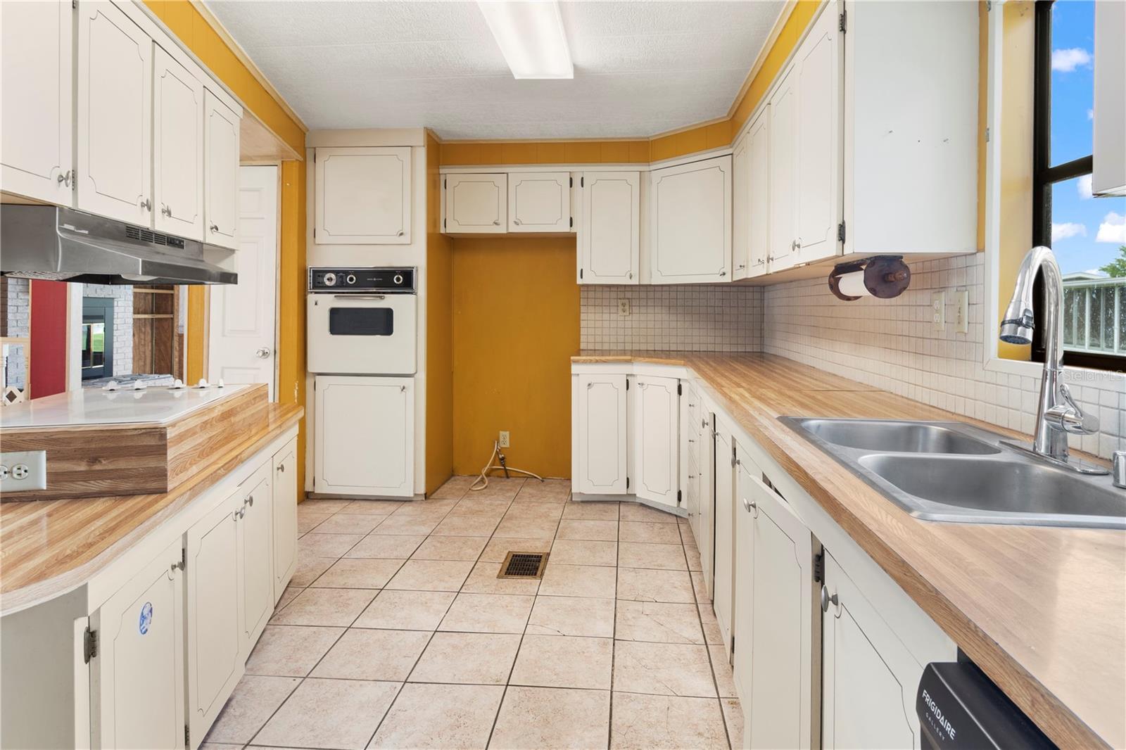 48 QUAIL CT — photo 17
