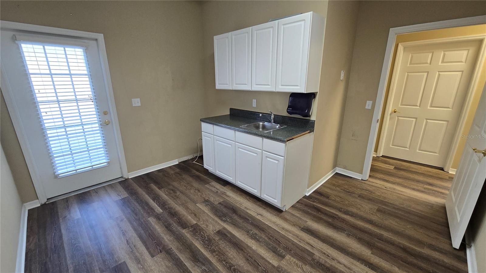 2649 WINDGUARD CIR #102 — photo 43