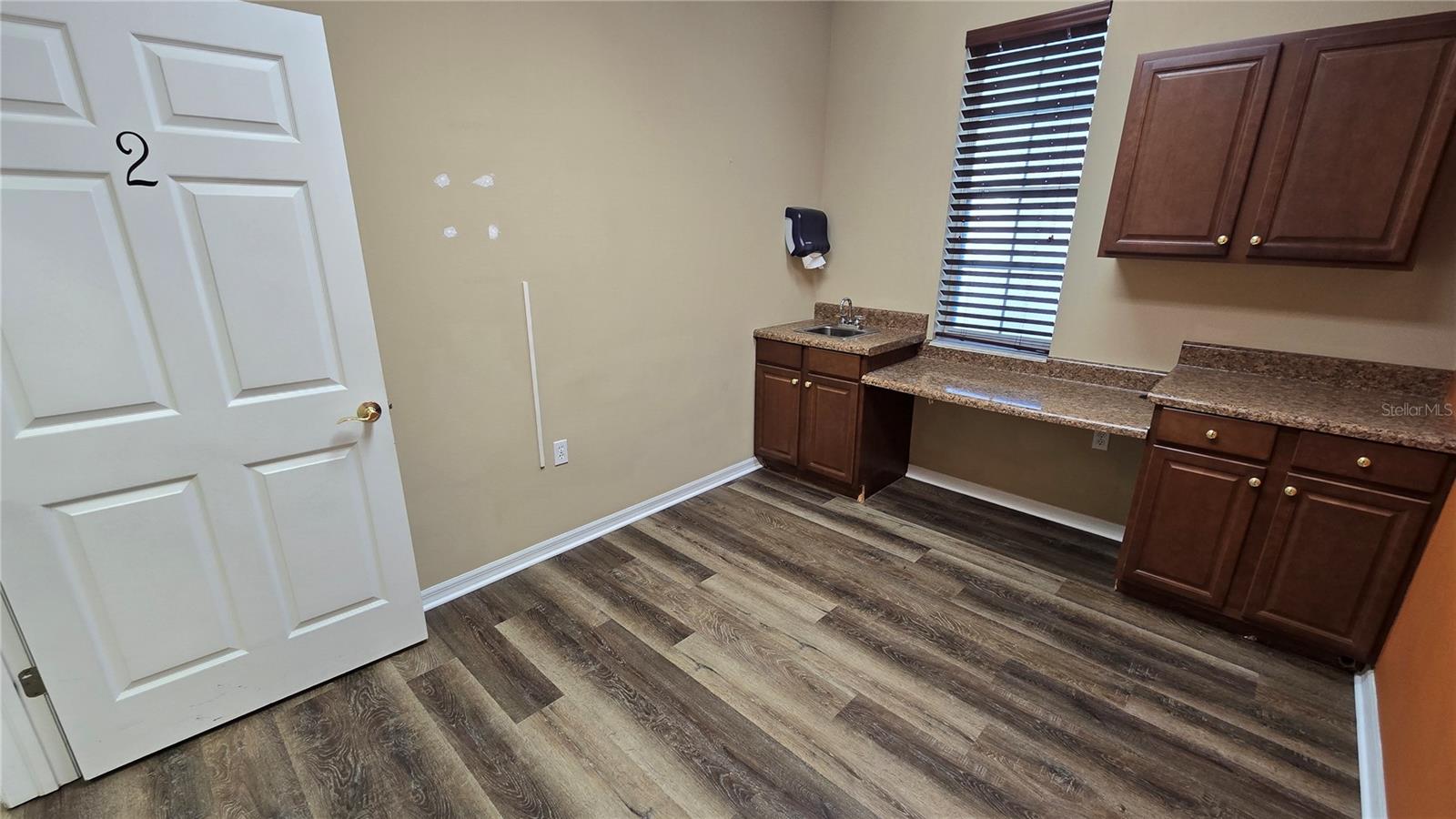 2649 WINDGUARD CIR #102 — photo 32