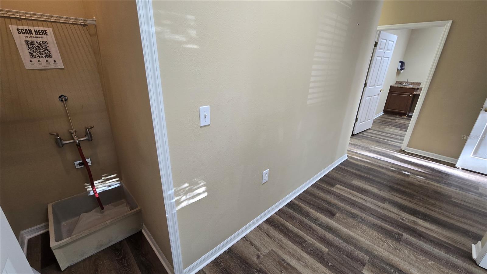 2649 WINDGUARD CIR #102 — photo 25
