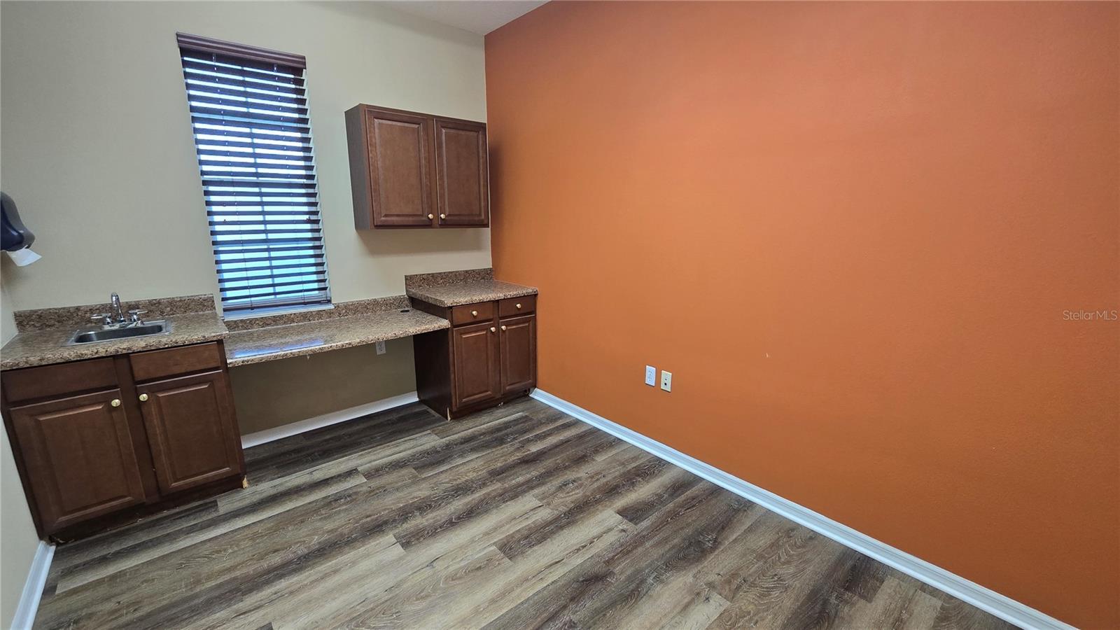 2649 WINDGUARD CIR #102 — photo 33
