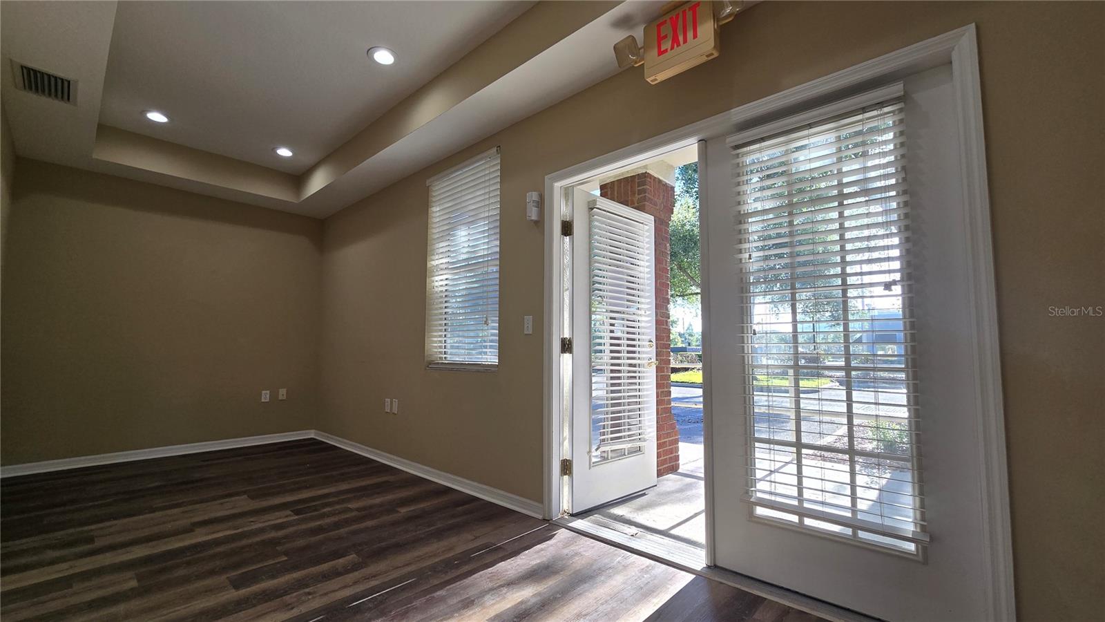 2649 WINDGUARD CIR #102 — photo 19