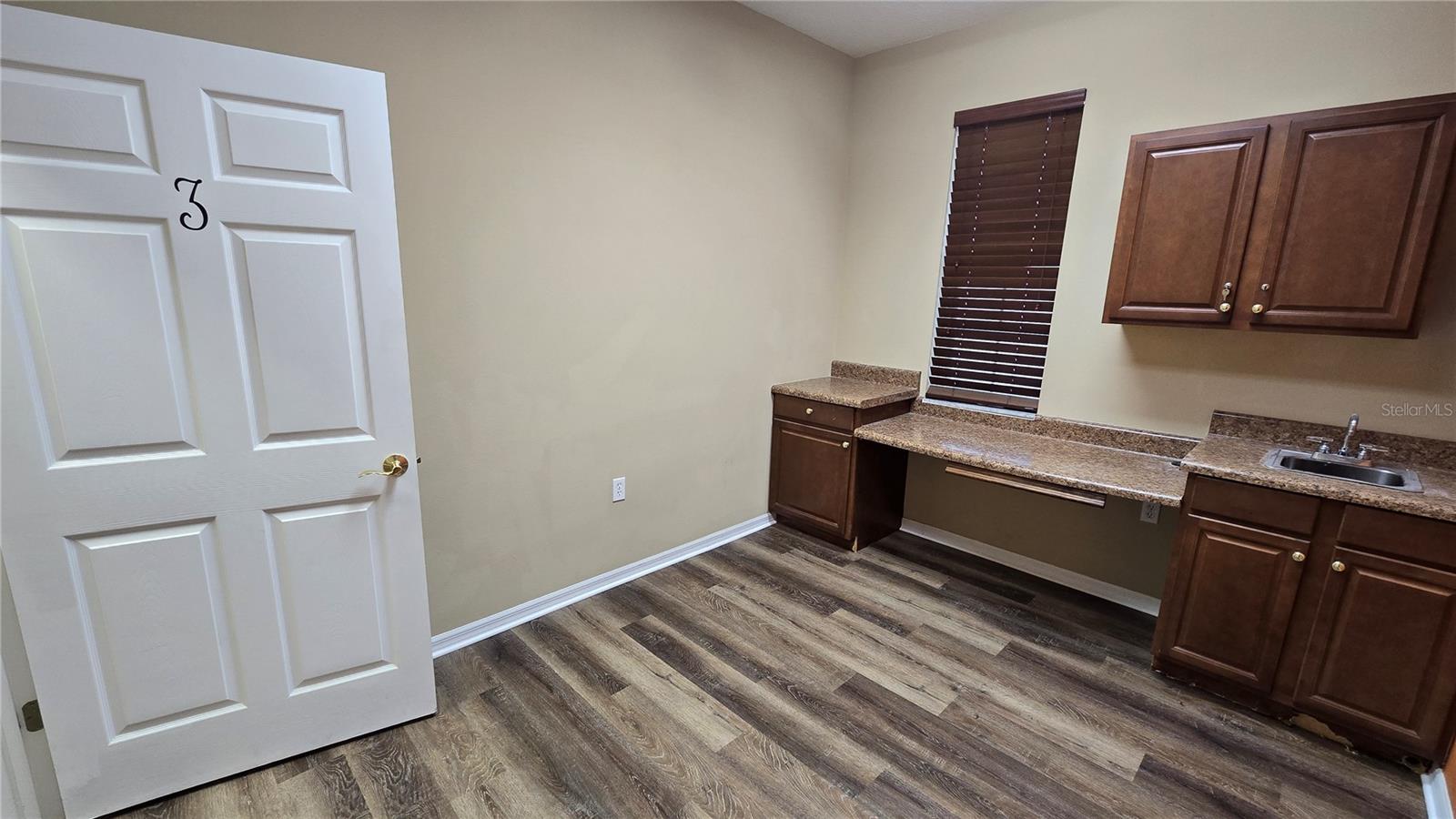 2649 WINDGUARD CIR #102 — photo 35