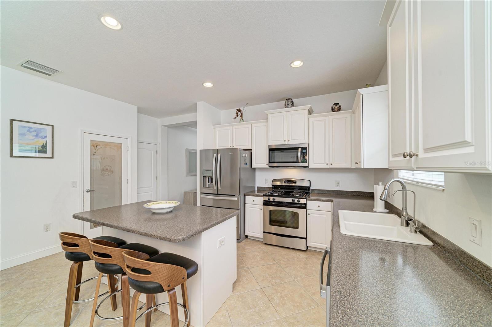 4650 WOODBROOK DR — photo 15