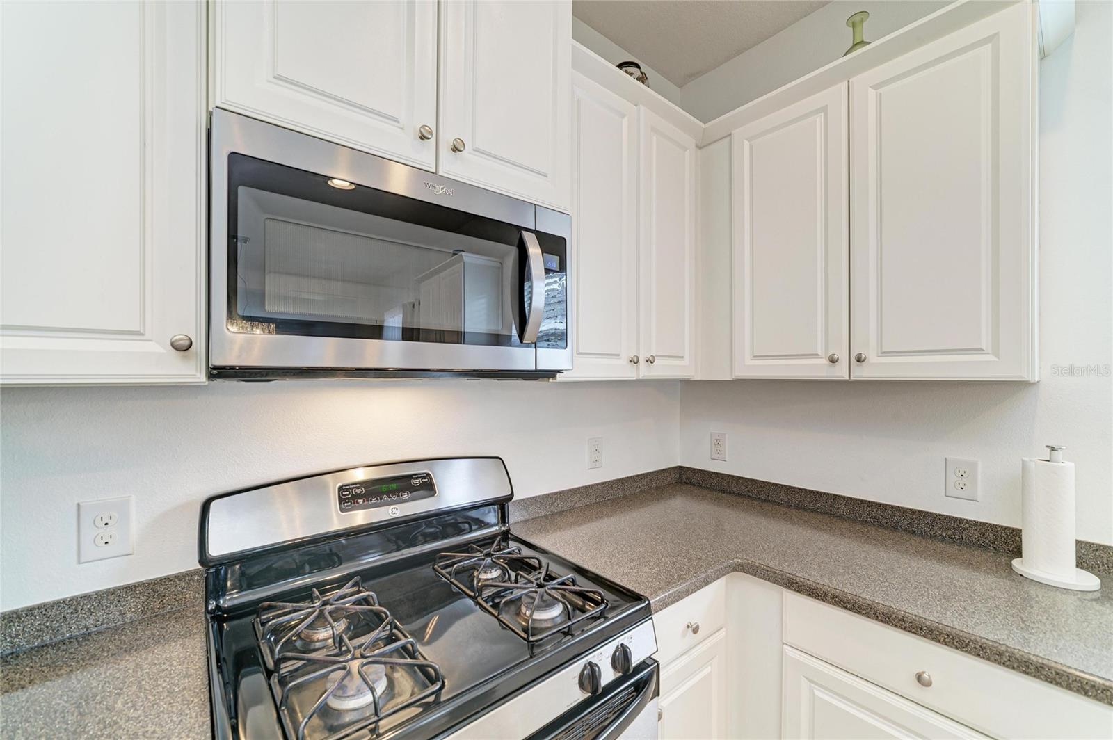 4650 WOODBROOK DR — photo 16