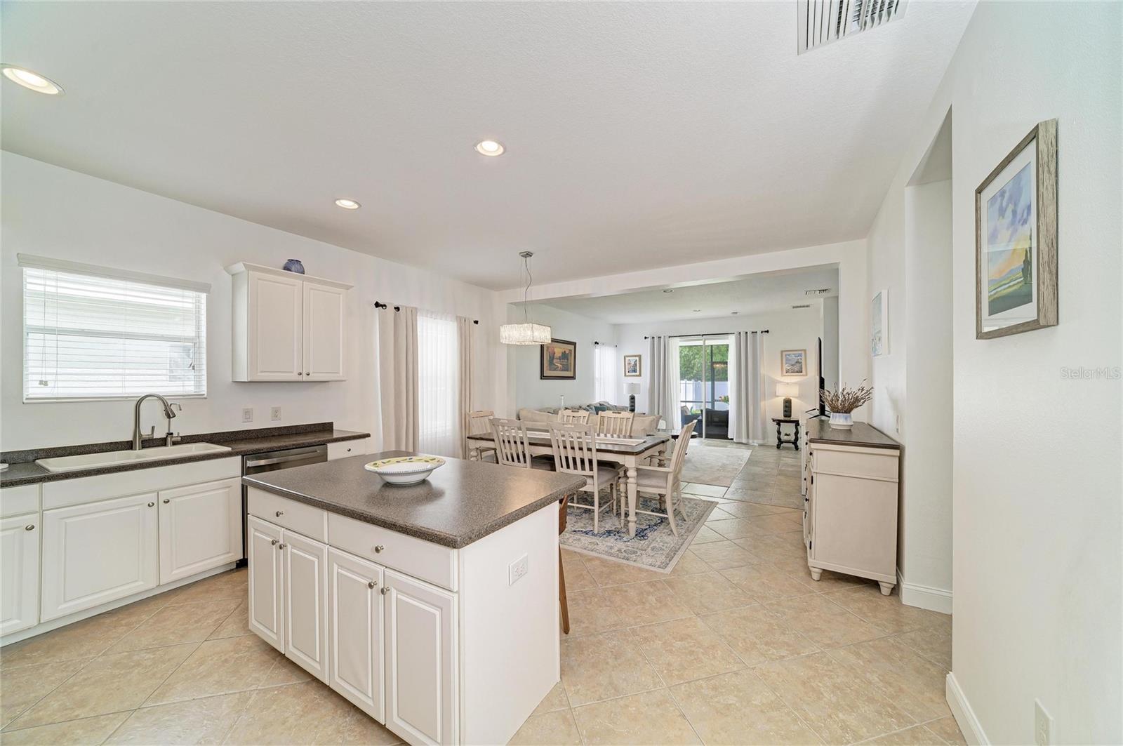 4650 WOODBROOK DR — photo 11