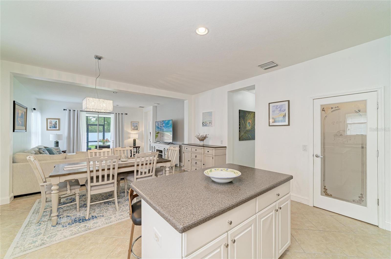 4650 WOODBROOK DR — photo 17