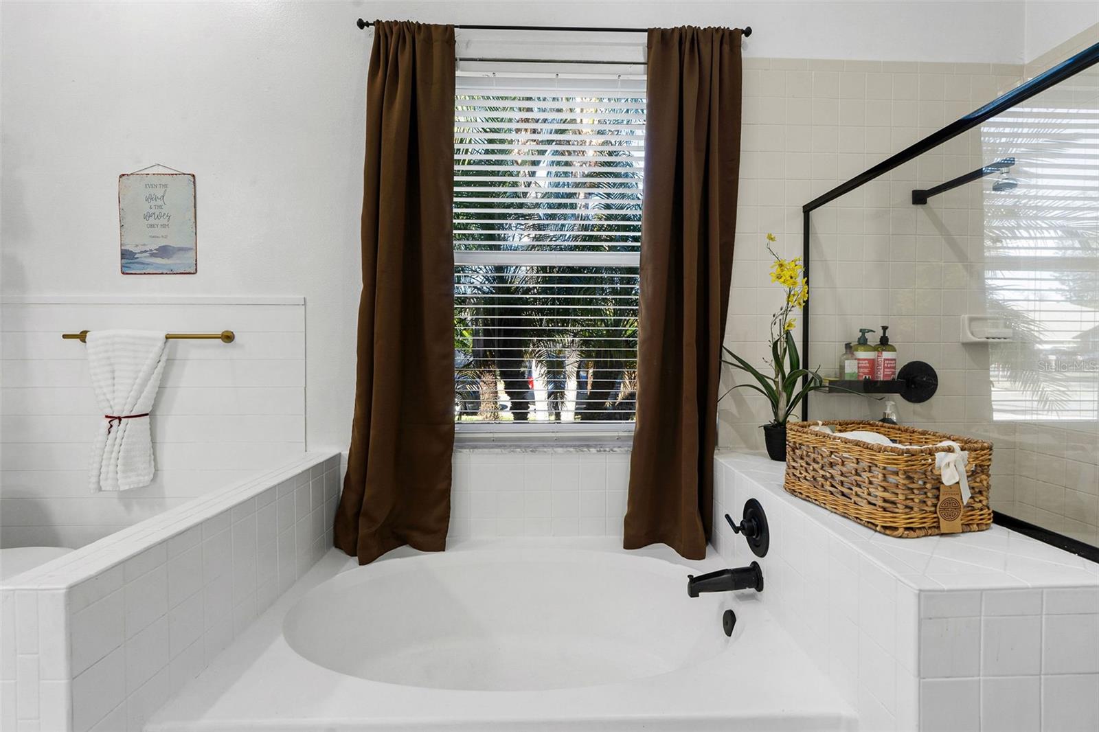 15101 REDVALE DR — photo 19