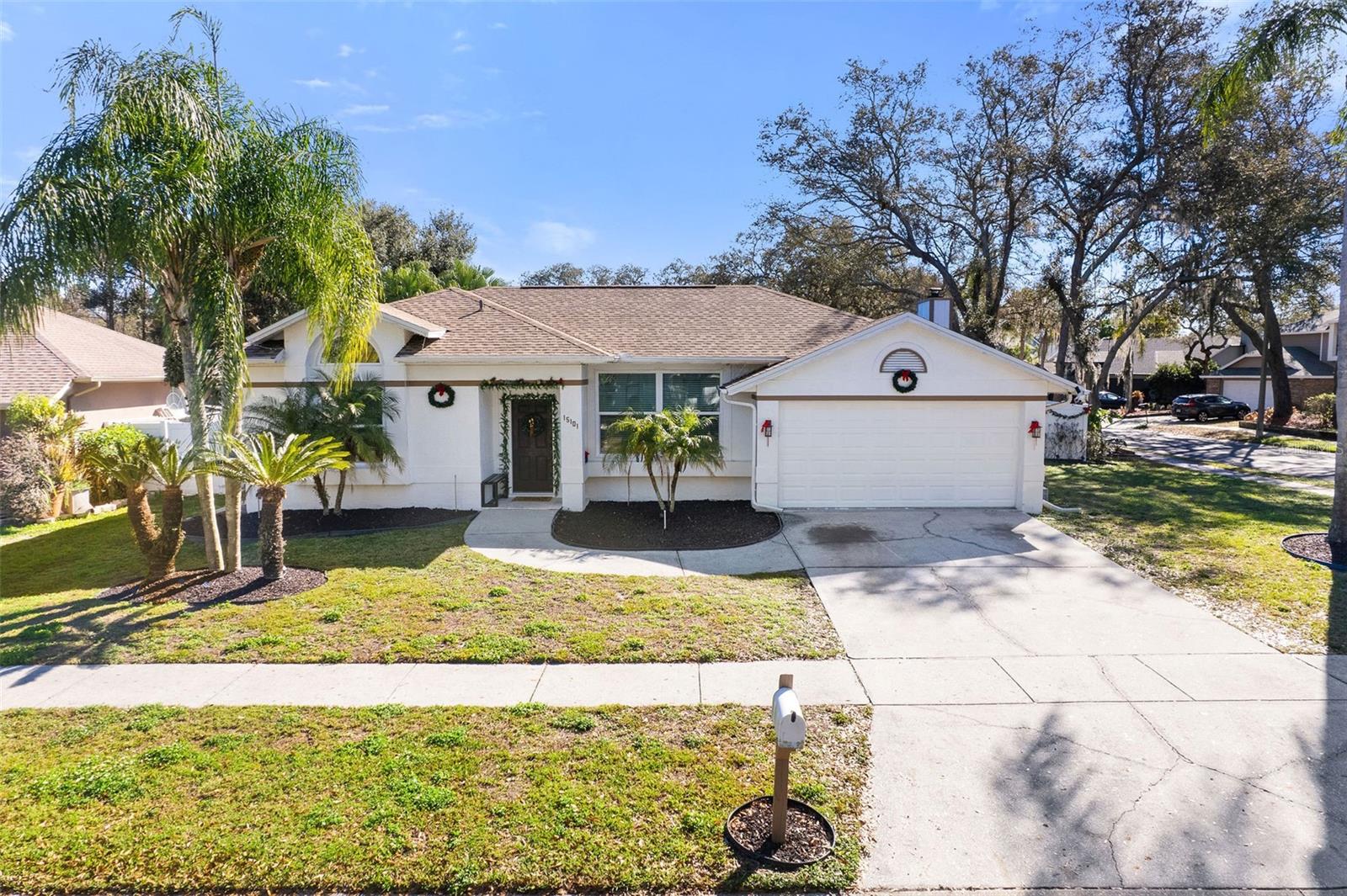 15101 REDVALE DR — photo 2