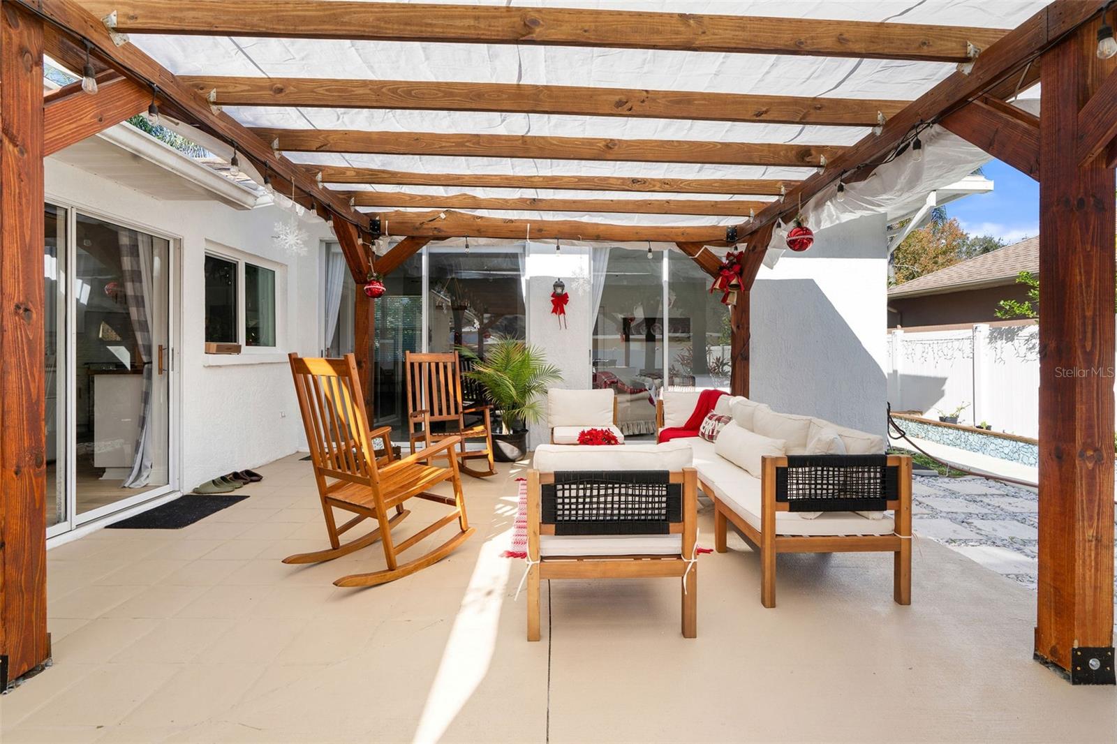 15101 REDVALE DR — photo 23