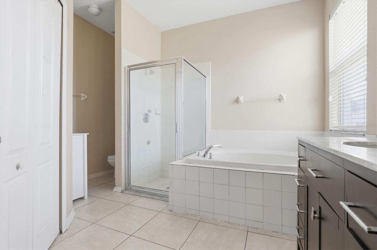 3036 GIANNA WAY — photo 12