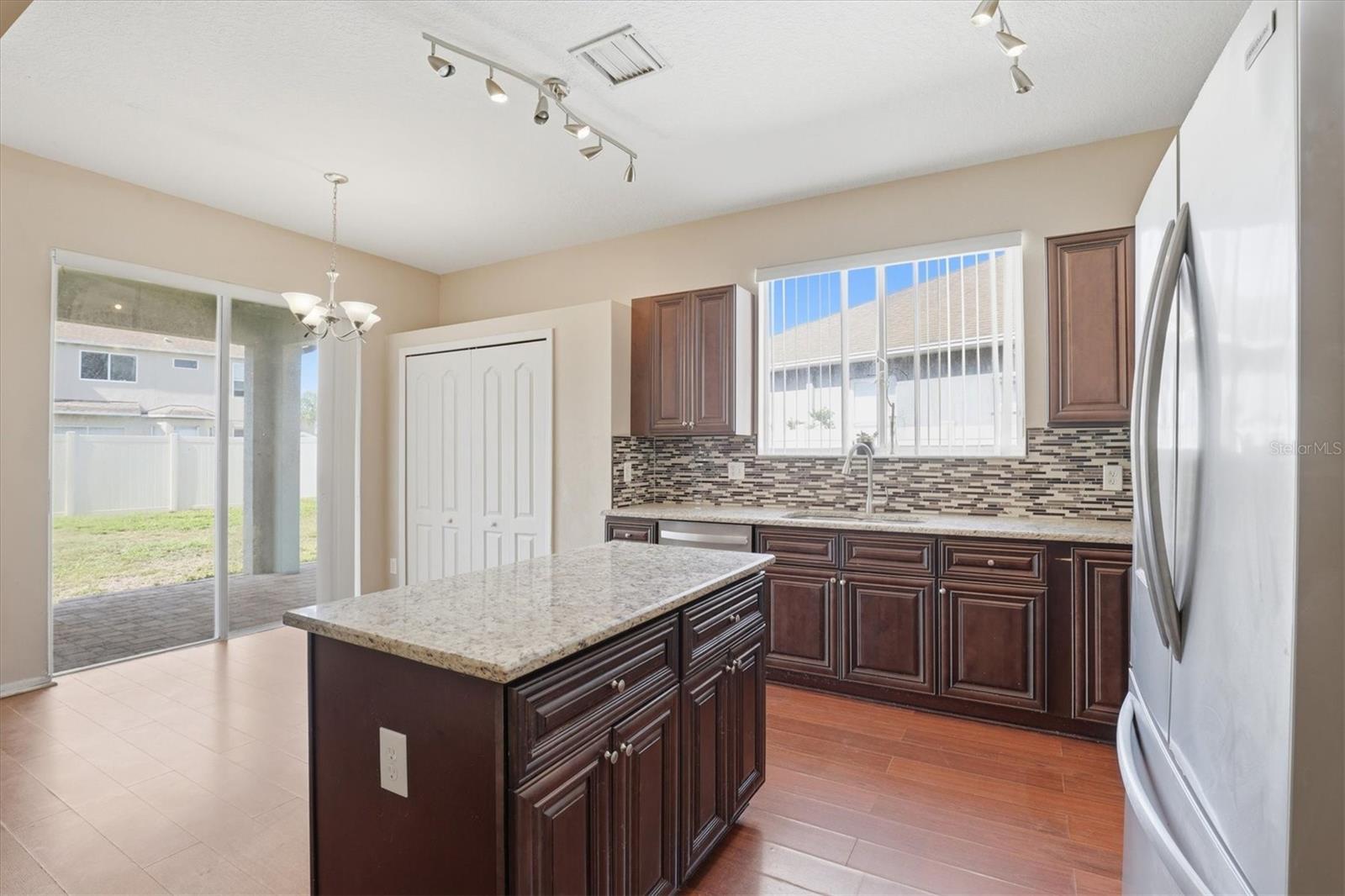 3036 GIANNA WAY — photo 7