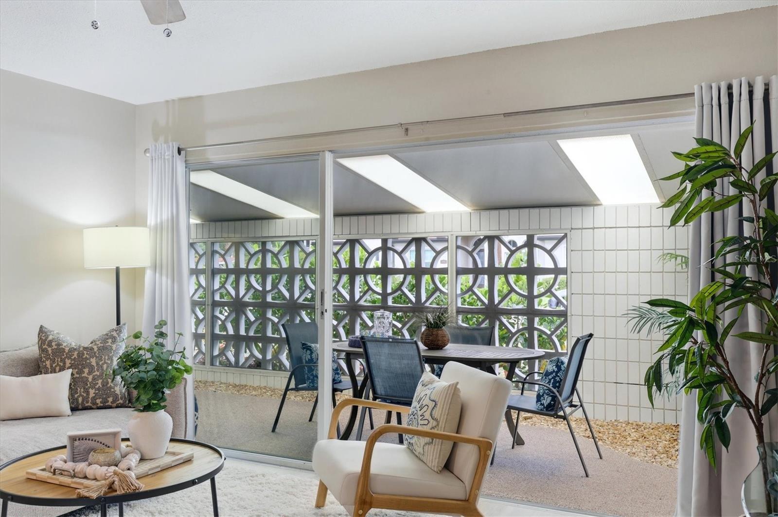 405 MENENDEZ ST — photo 4