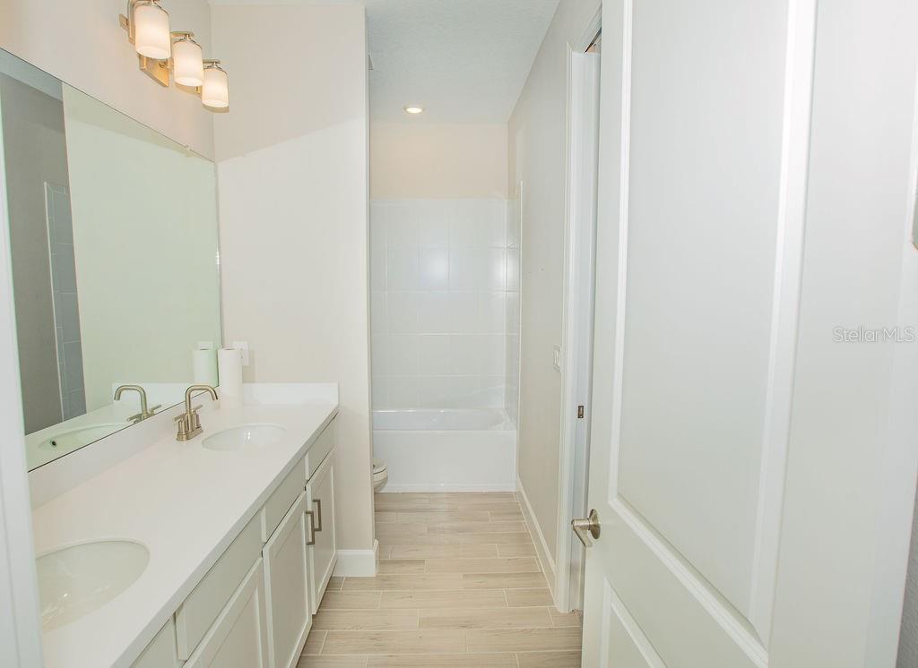 4605 ROSATTI RD — photo 17