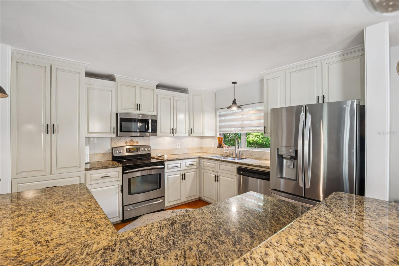 804 WOODRUFF AVE — photo 9