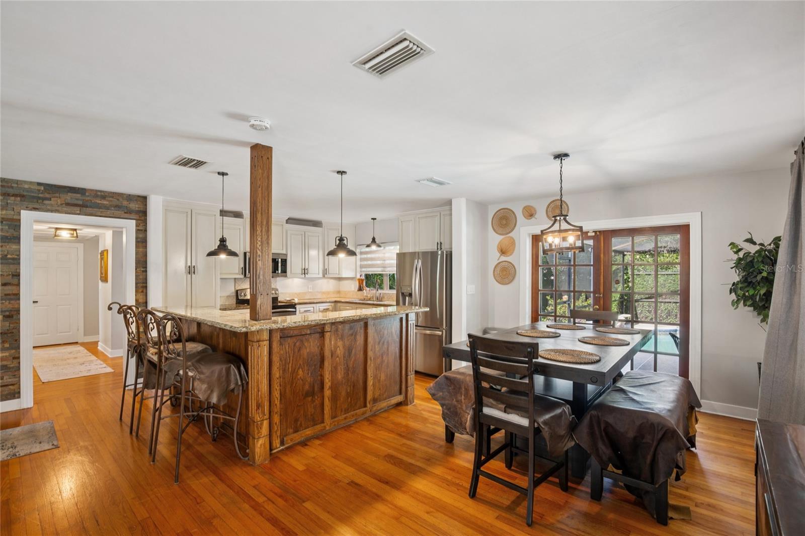 804 WOODRUFF AVE — photo 8