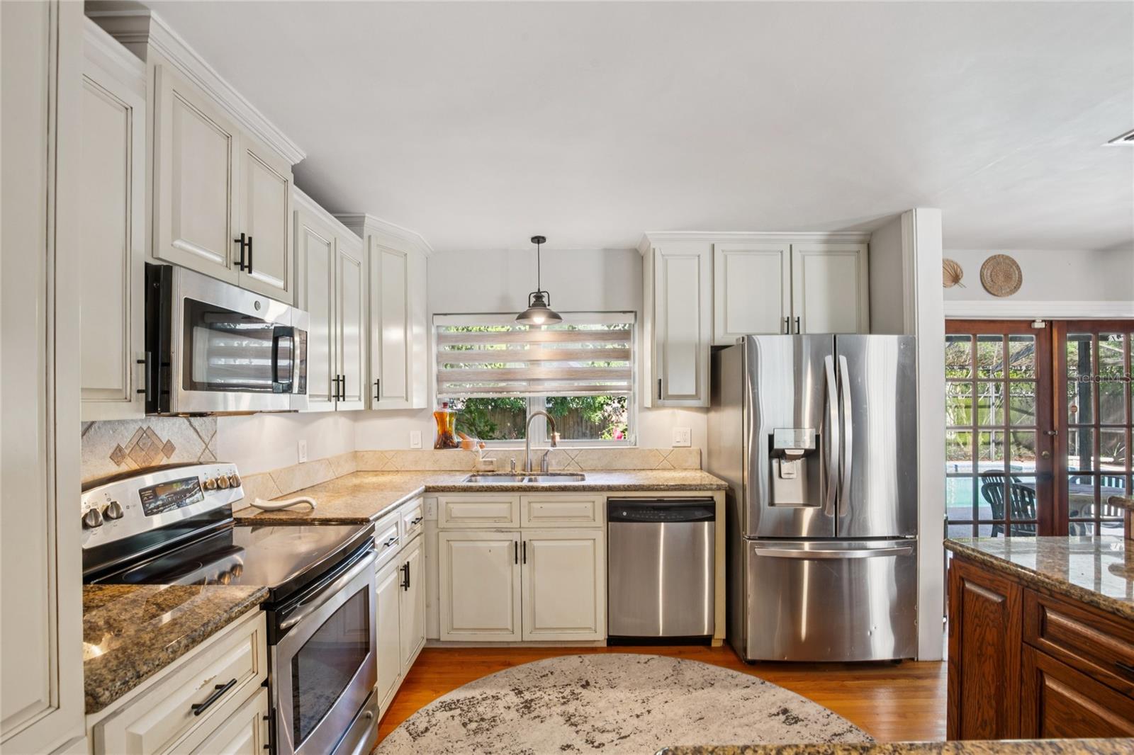 804 WOODRUFF AVE — photo 10