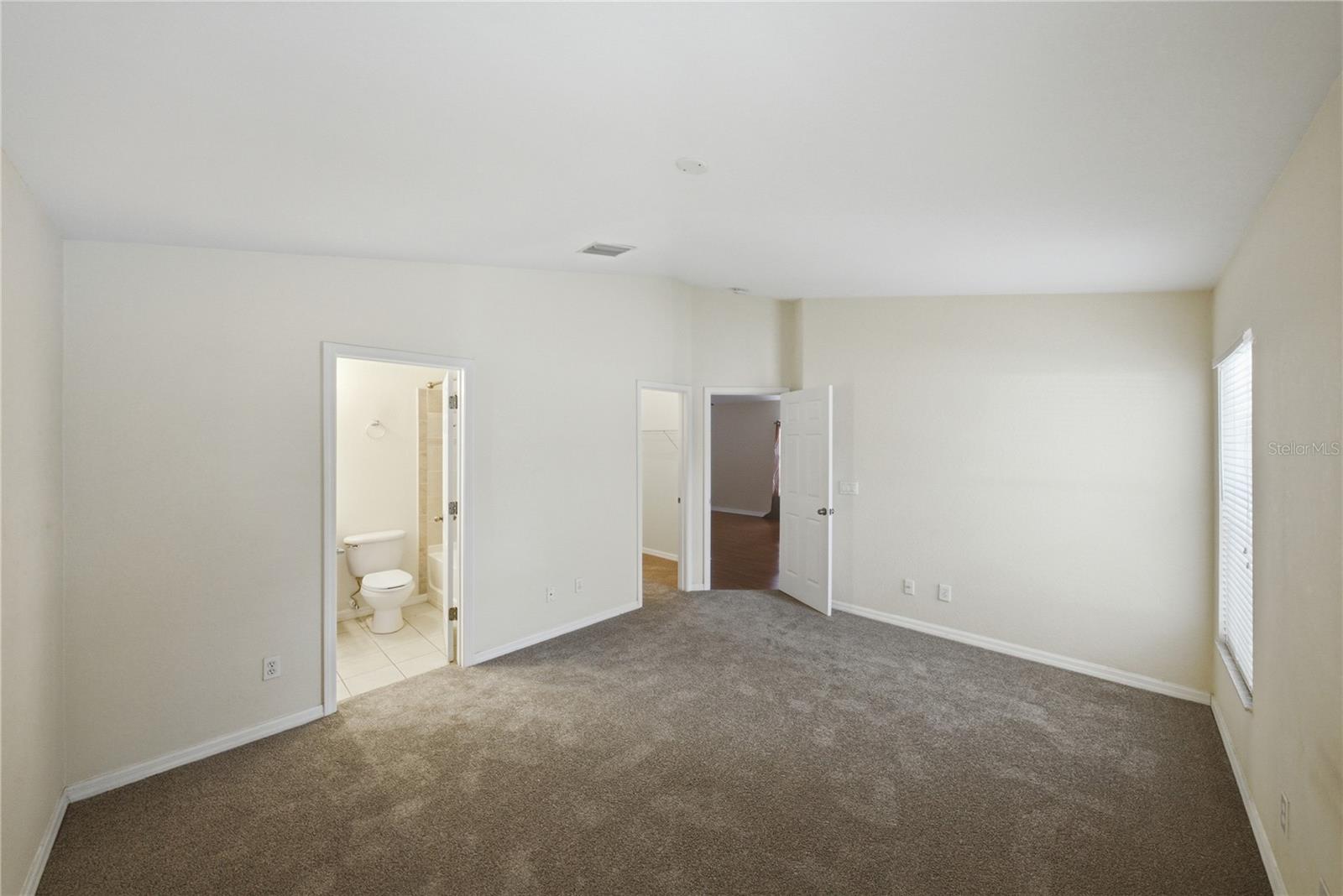 11578 HAMMOCKS GLADE DR — photo 17