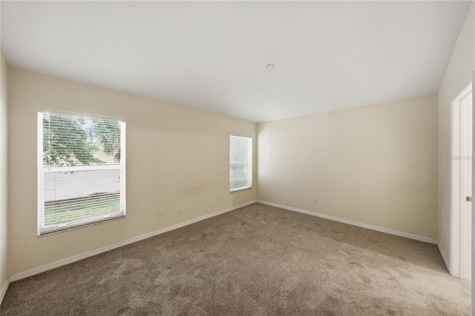11578 HAMMOCKS GLADE DR — photo 15