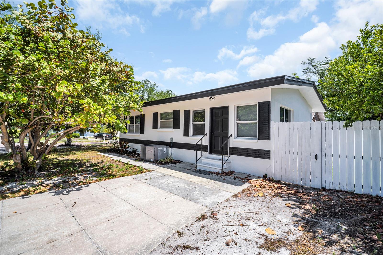 1001 JASMINE WAY — photo 14