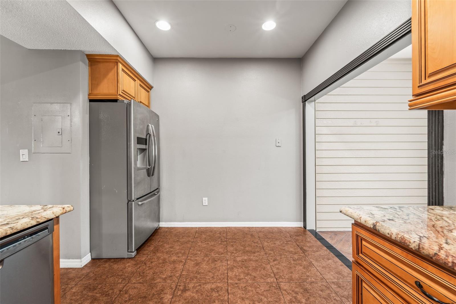 312 WINCHESTER WAY — photo 11