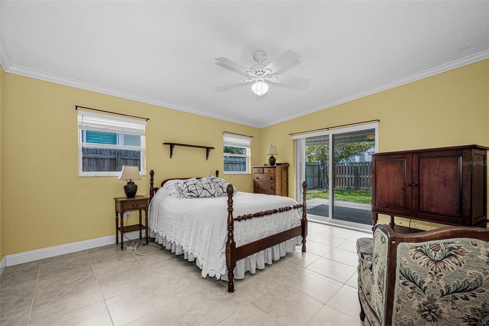 253 PARK CIR S — photo 17