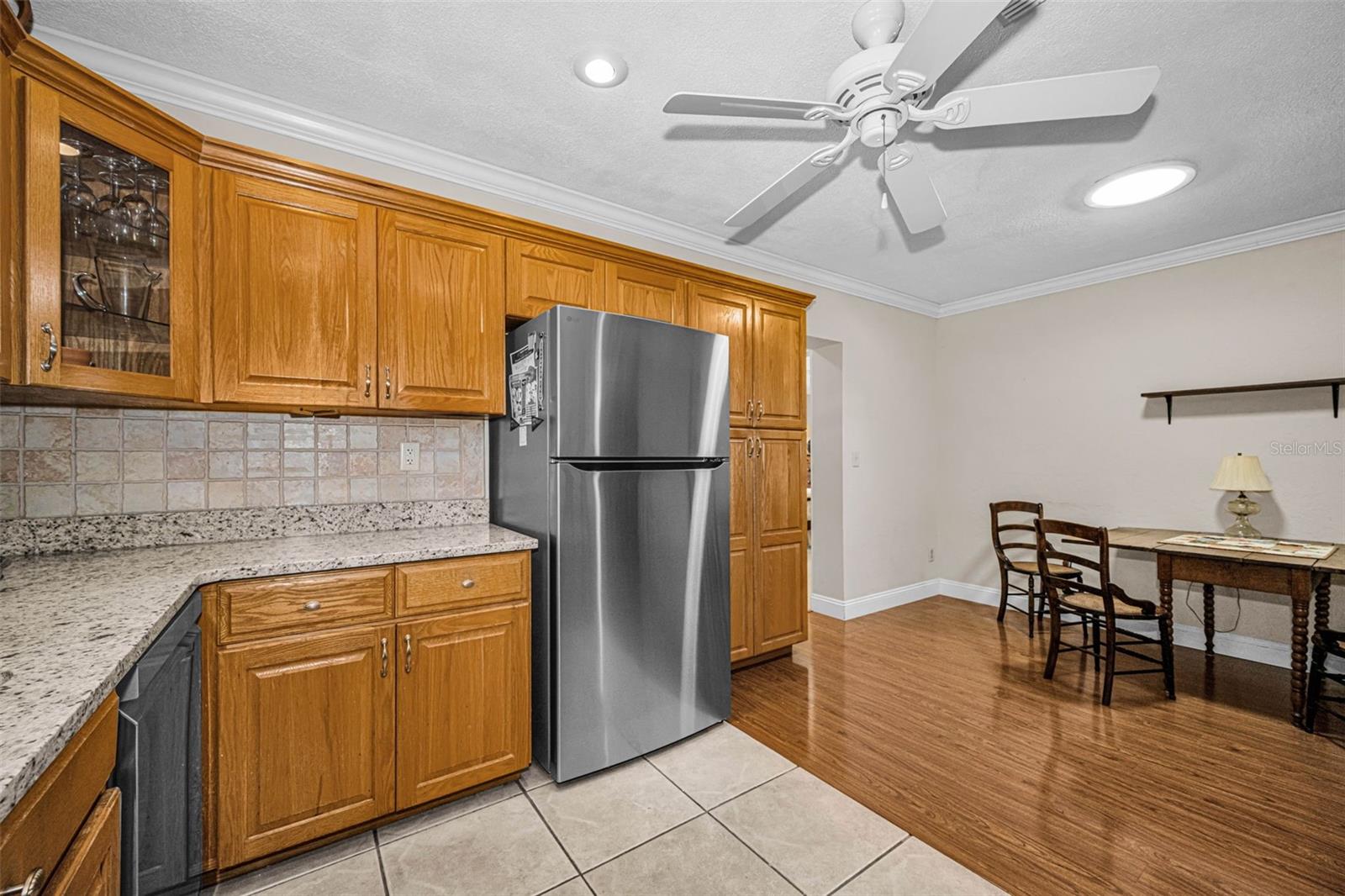 253 PARK CIR S — photo 13