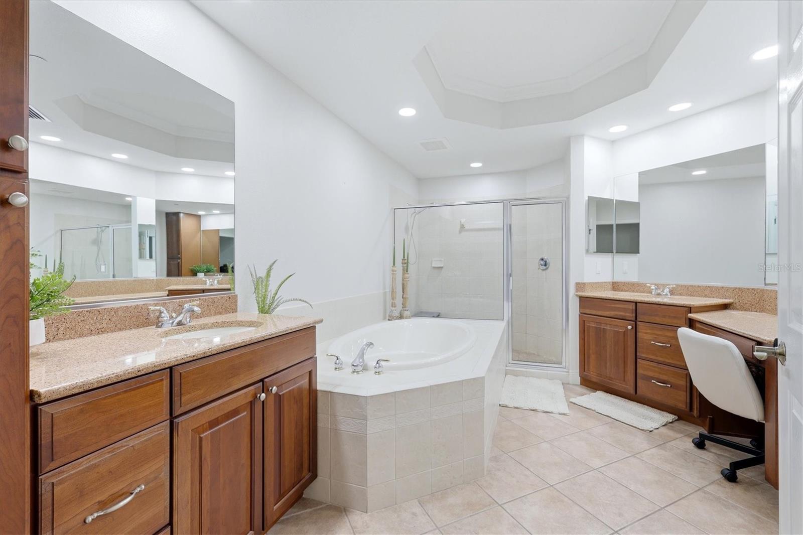 6360 WATERCREST WAY #201 — photo 21