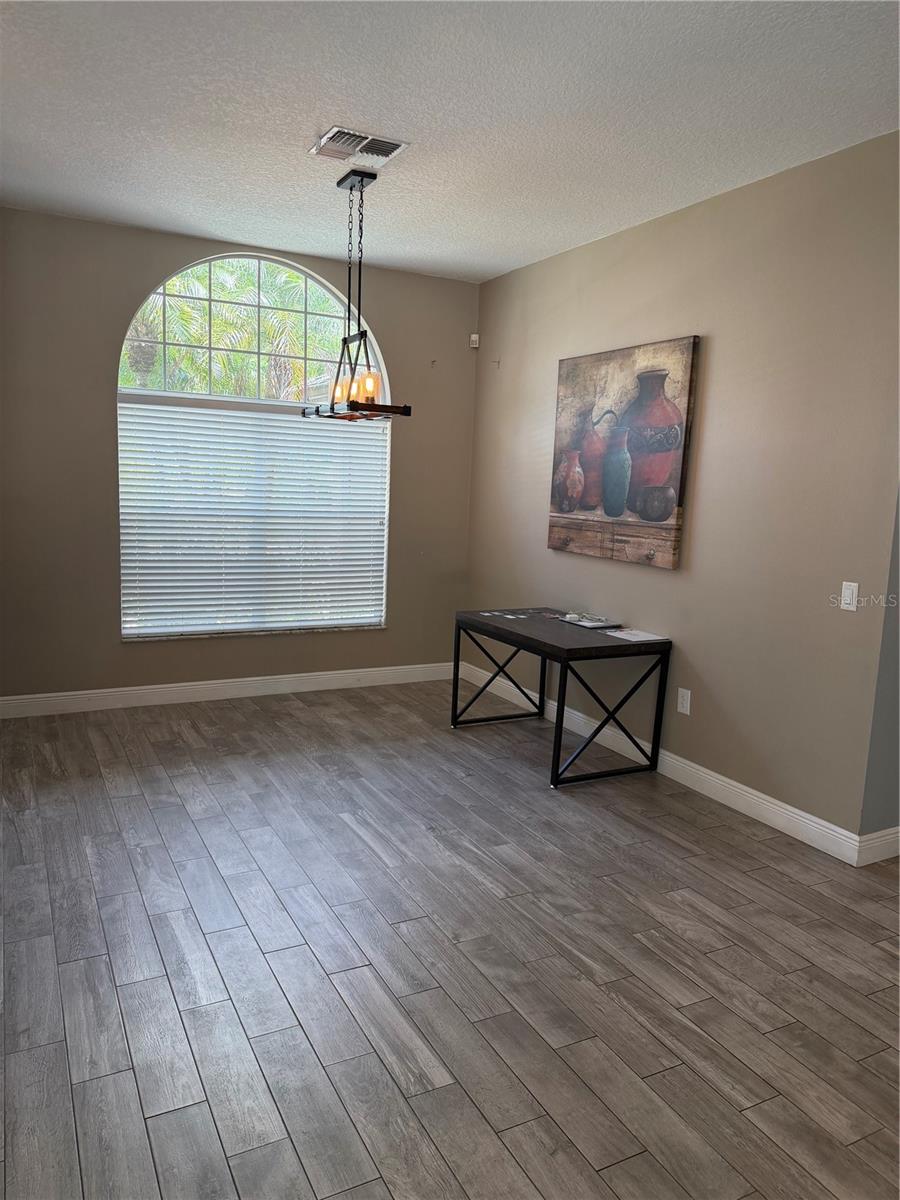 1616 KINSMERE DR — photo 14