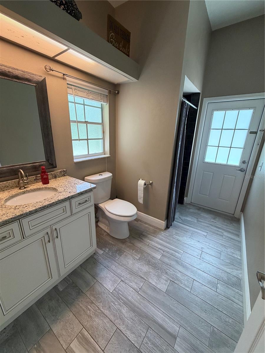 1616 KINSMERE DR — photo 34