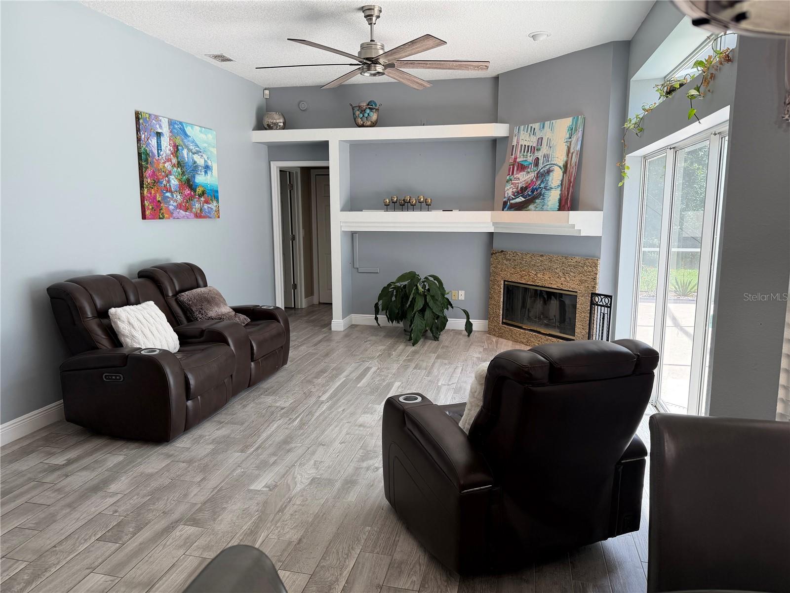 1616 KINSMERE DR — photo 9