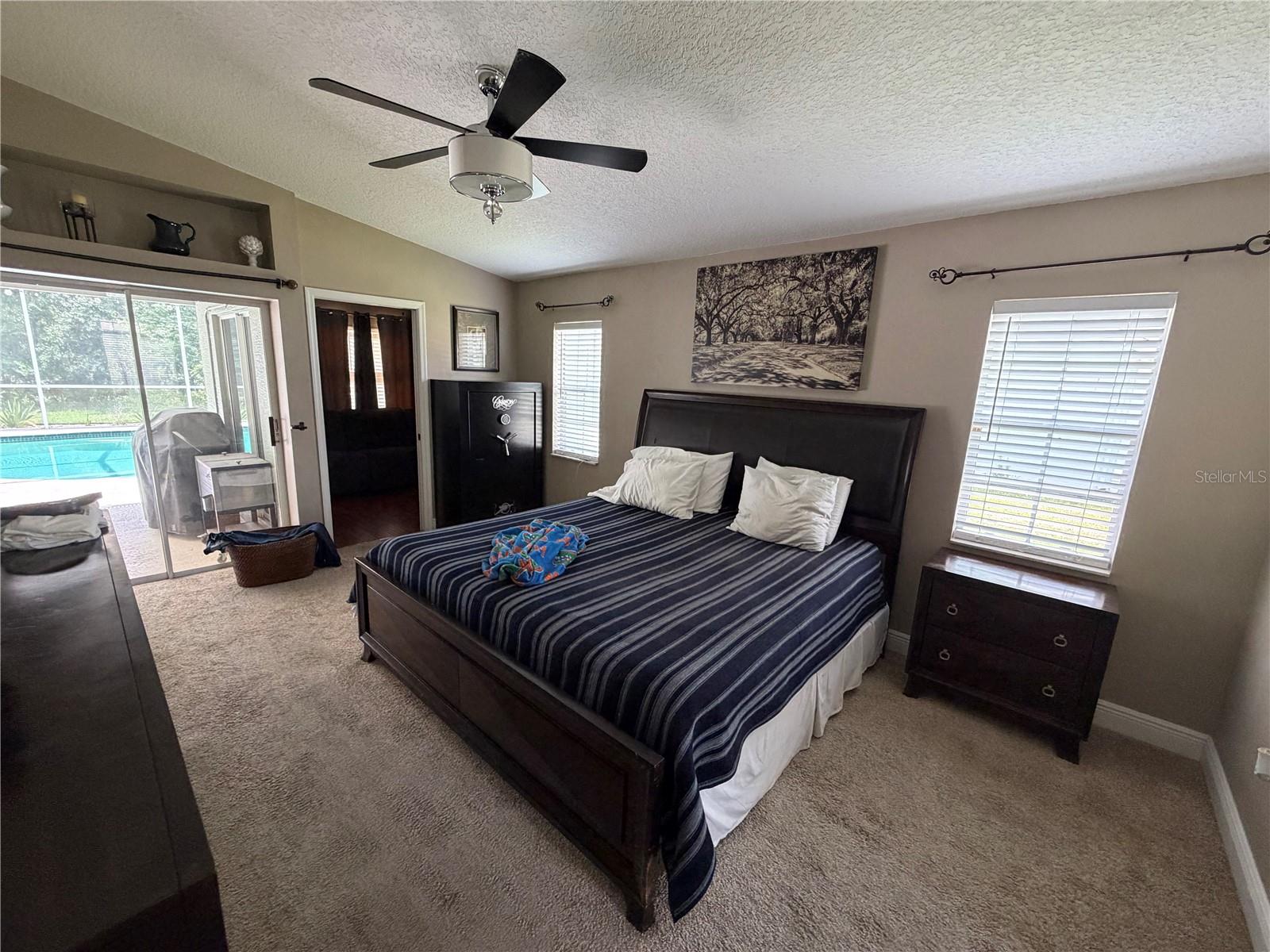 1616 KINSMERE DR — photo 18