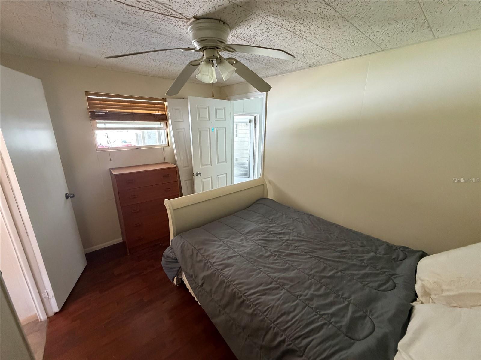 4819 SEA ISLAND AVE — photo 26