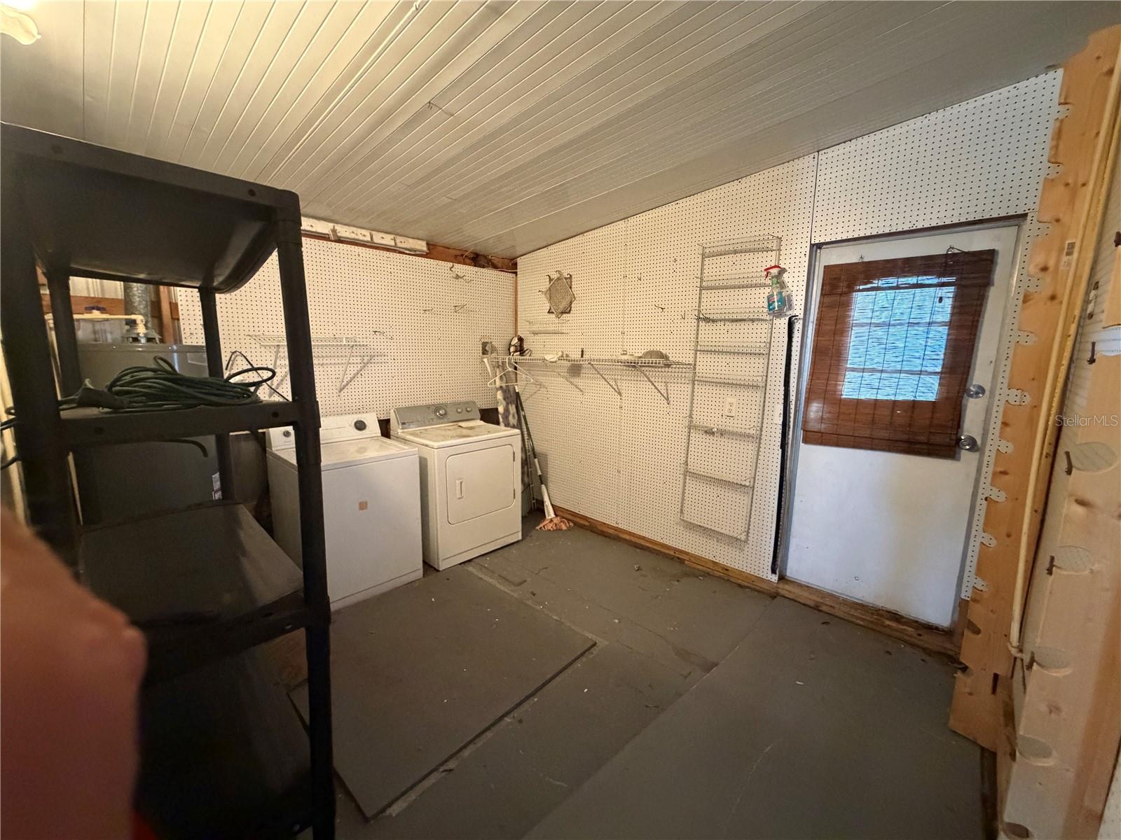 4819 SEA ISLAND AVE — photo 23