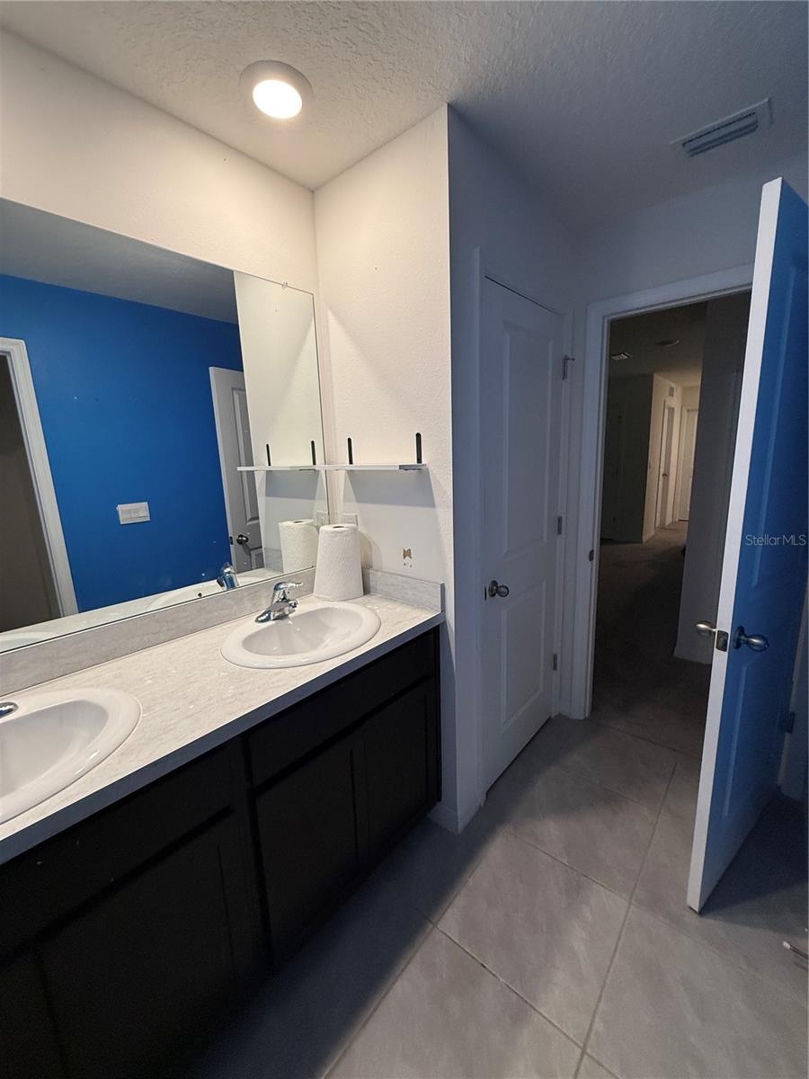 7499 SAIL CLOVER LN — photo 4