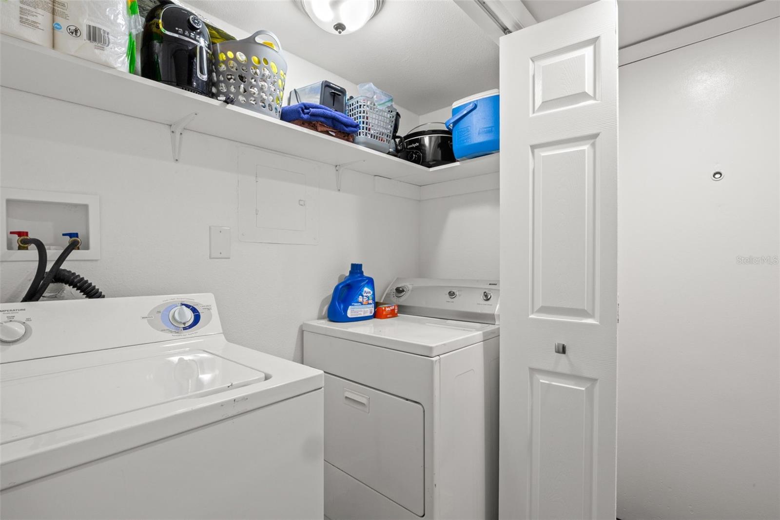 1147 KING ARTHUR CT #204 — photo 22