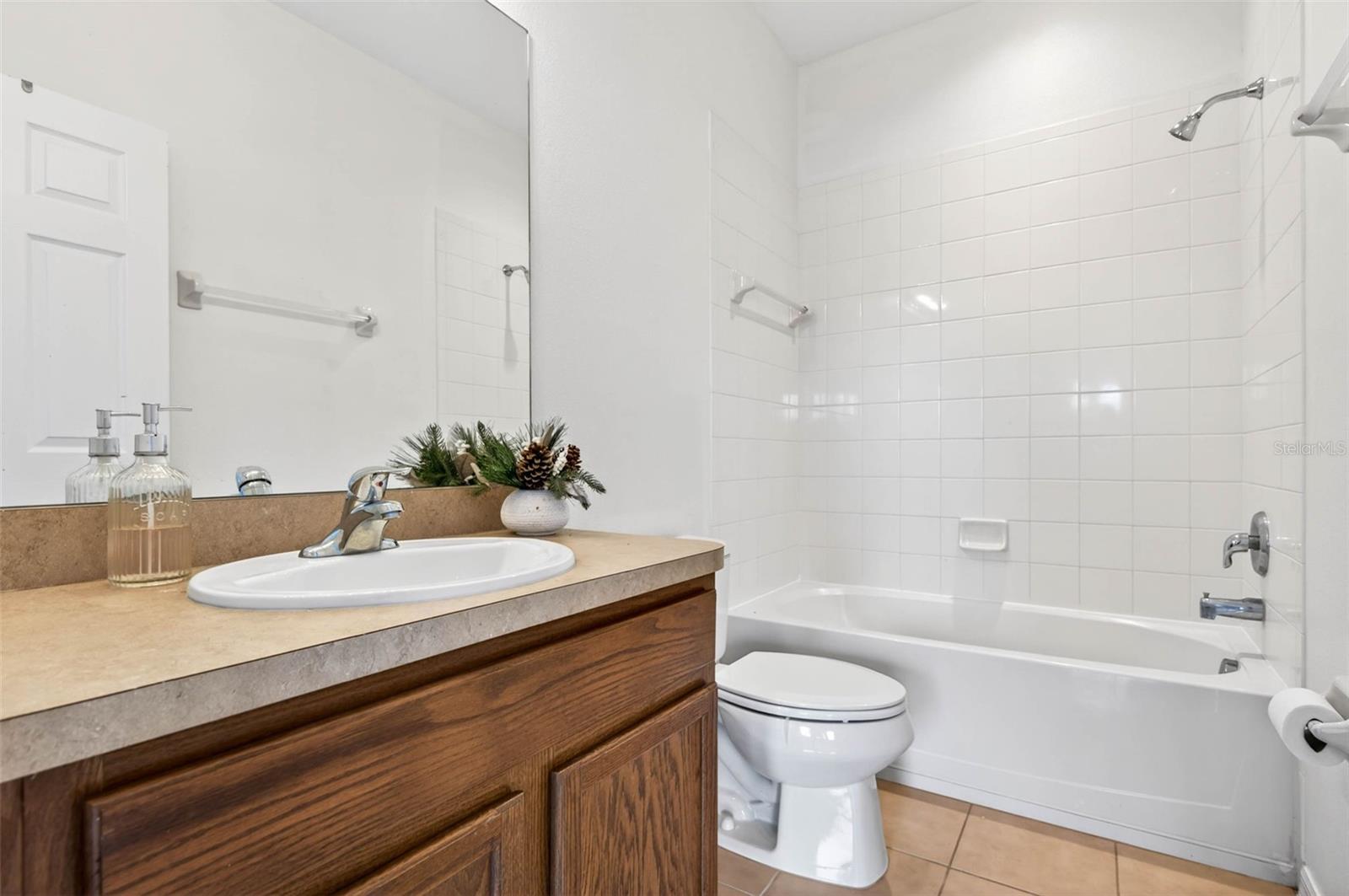 612 MARION HILL LN — photo 30