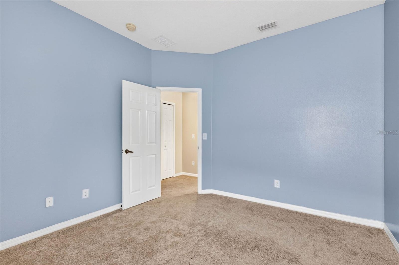 612 MARION HILL LN — photo 23