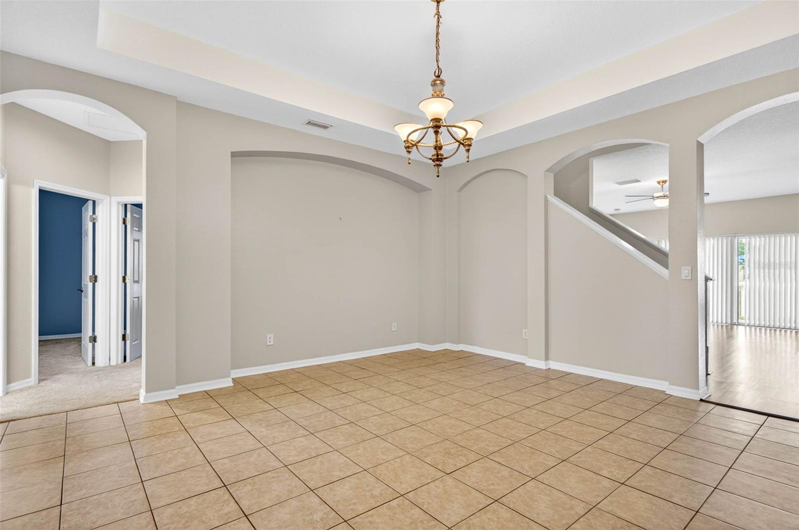 612 MARION HILL LN — photo 6