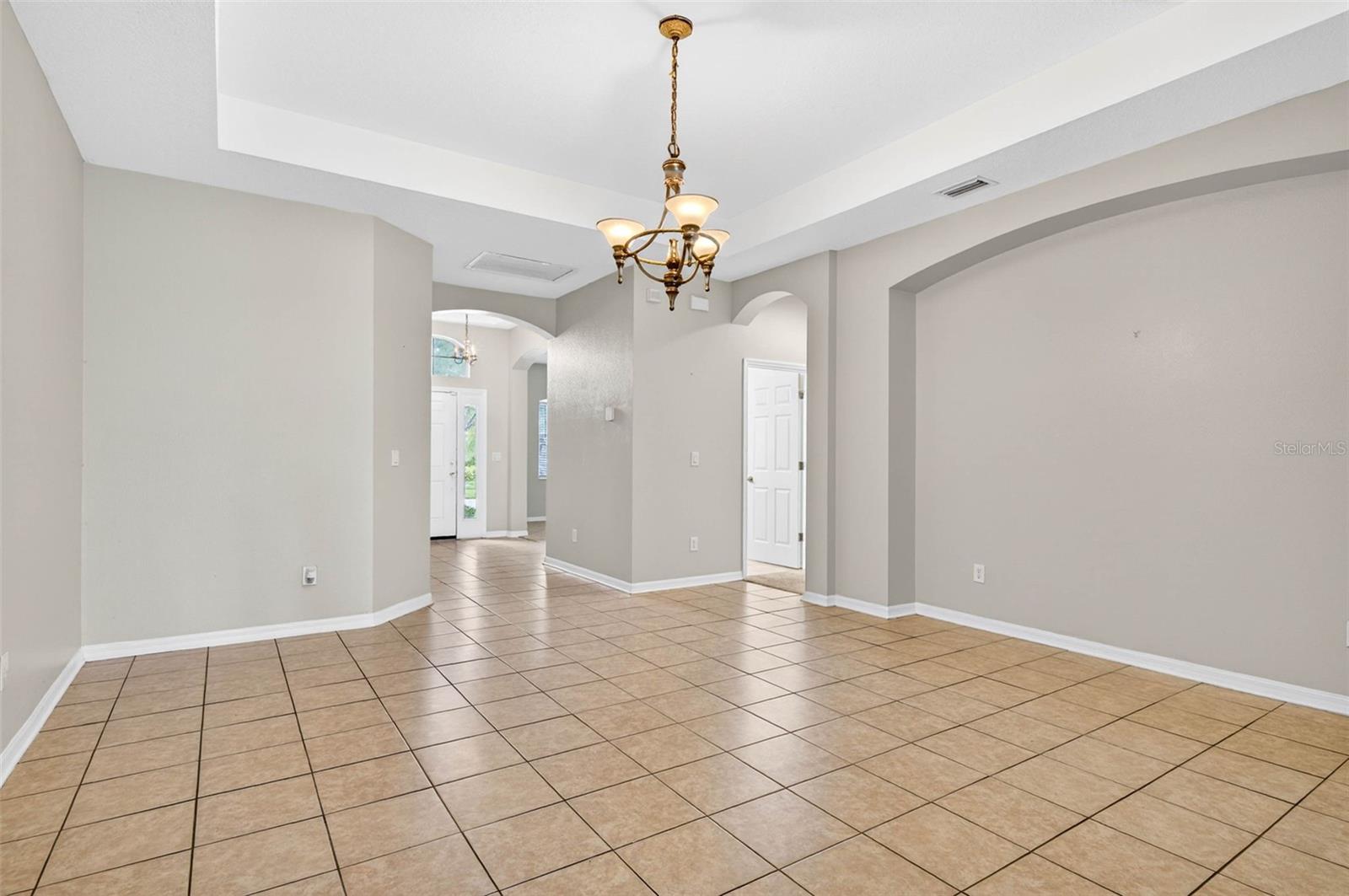 612 MARION HILL LN — photo 7